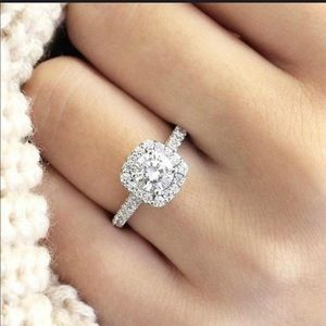 Beautiful white gold cz Ring 💎